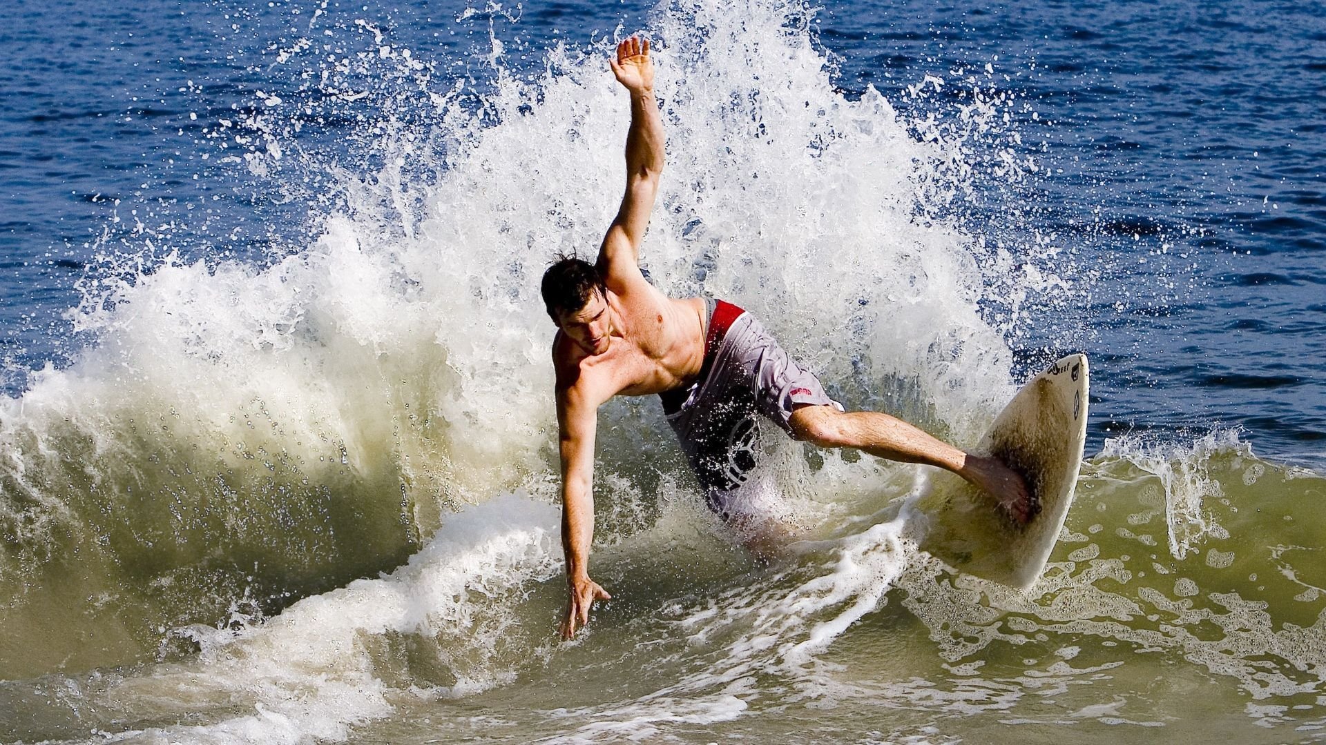 鹰击长空，王定乾坤，詹姆斯末节封神逆转奇才