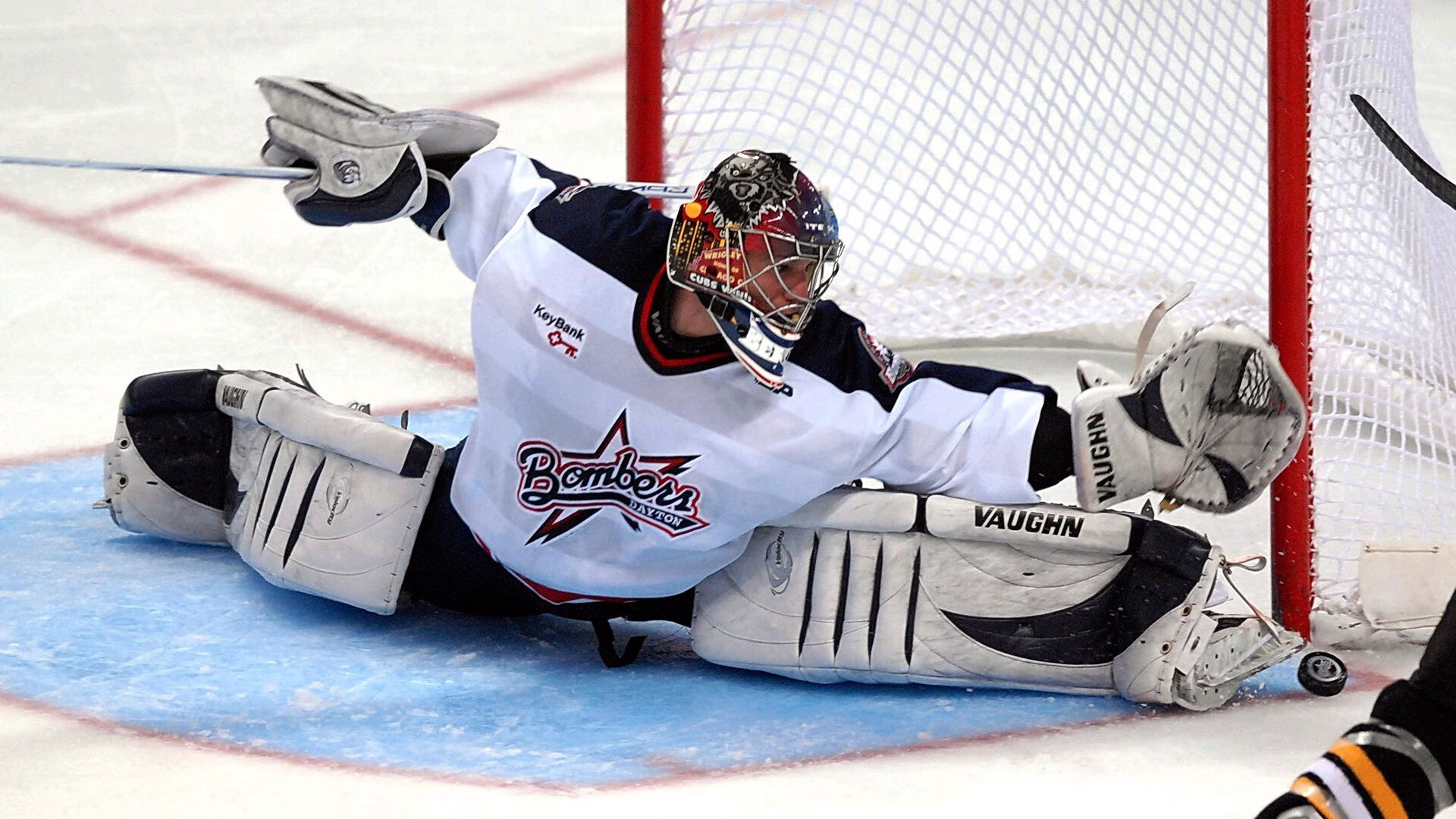 霍勒迪接管季后赛,火箭硬仗取胜雷霆的启示