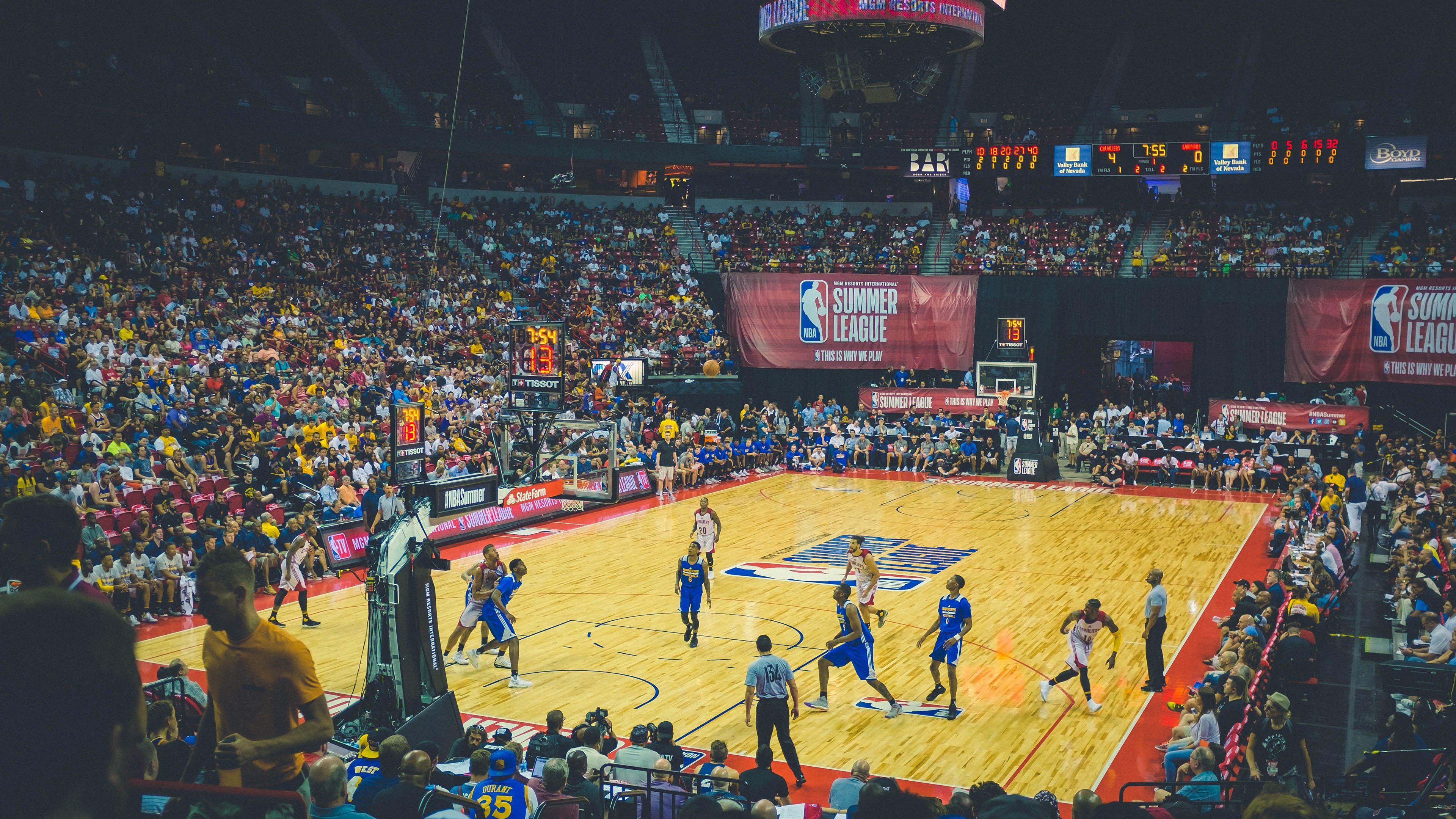 费城铁壁锁死开拓者,米切尔末节封神定江山